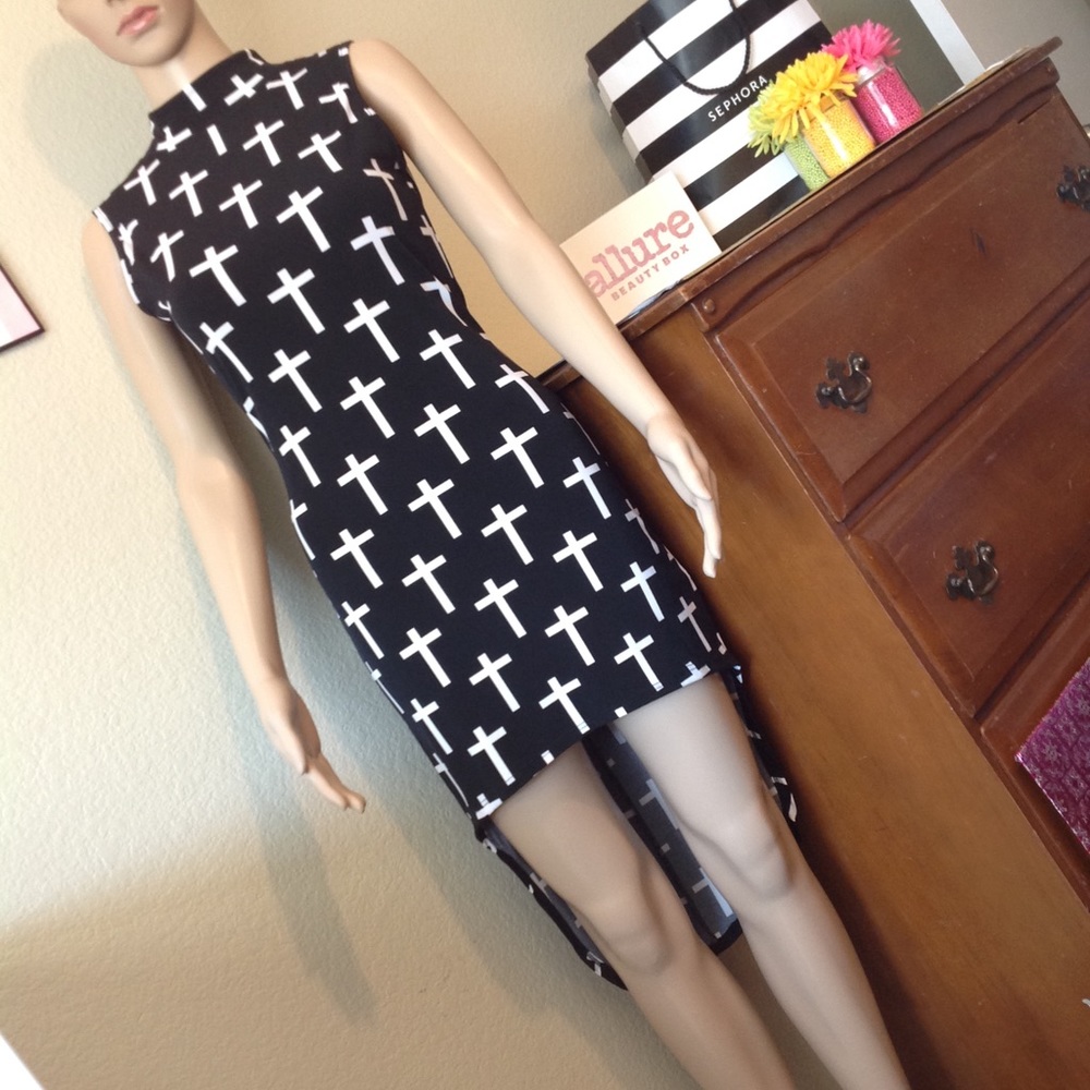 Super cute hi low open back dress F026
